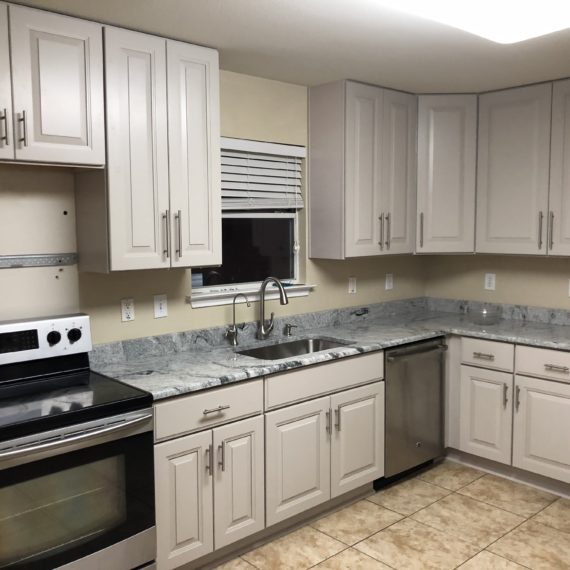 San Antonio Kitchen Remodeling Contractors Kitchen and Bath Boerne Kitchen Cabinets Stone Oak Kitchen Countertops Helotes Remodeling Contractors Alamo Heights affordable