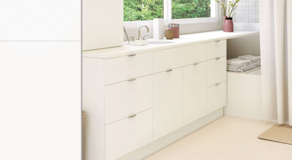 luxury kitchen and bathroom cabinet options for remodeling projects in San Antonio, TX